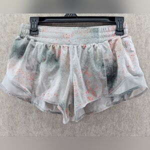 Lululemon Hotty Hot LR Short 2.5" SZ 8 SCRF/DVGY Reflective